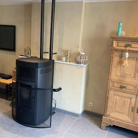 Au Bord Du Ny Villa Хотон Екстериор снимка