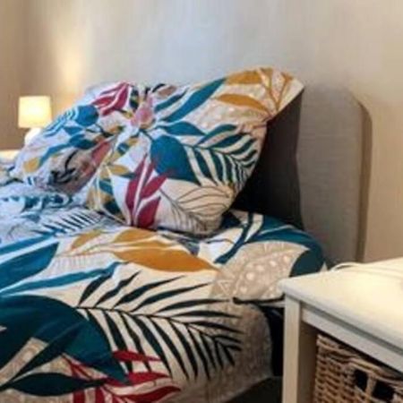 Au Bord Du Ny Villa Хотон Екстериор снимка