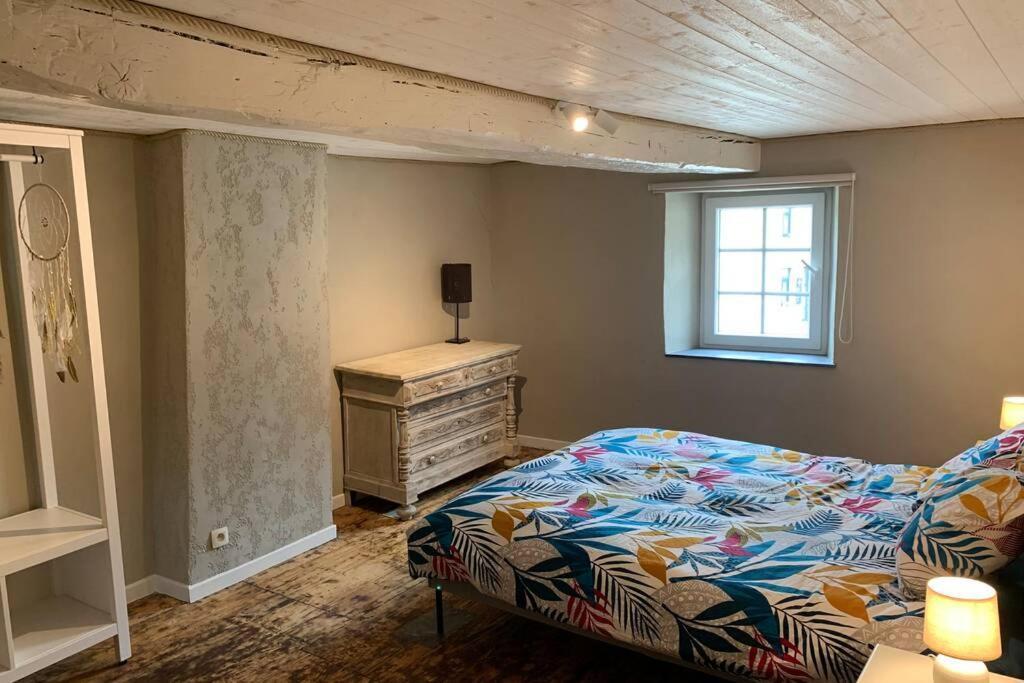Au Bord Du Ny Villa Хотон Екстериор снимка